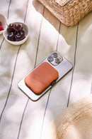MagBank Magnetic Wireless Charger